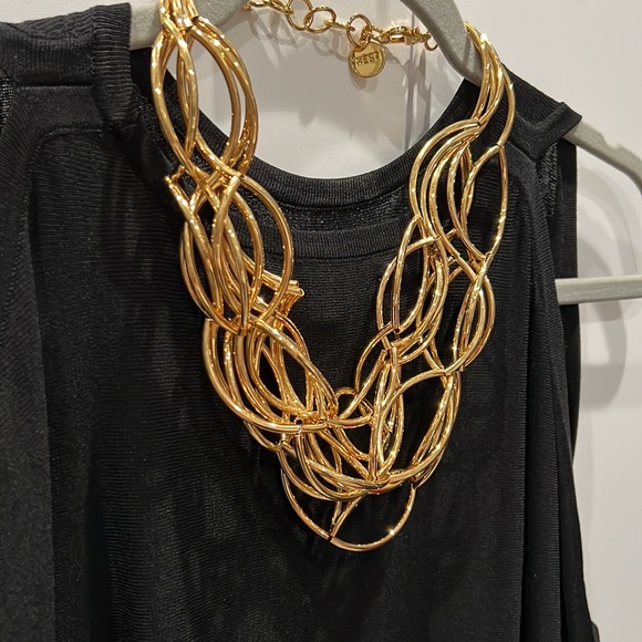 Nest Gold statement necklace. EUC. - Picture 3 of 5